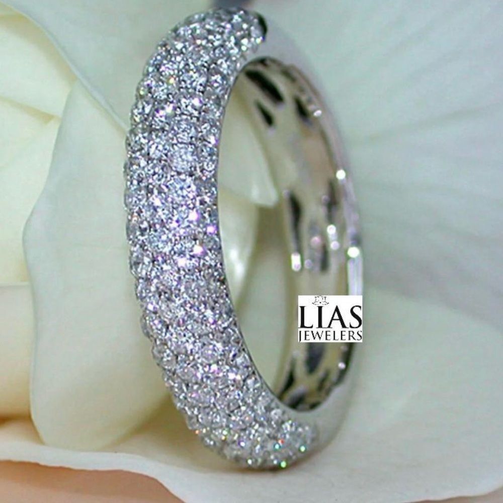 New 18k white gold wedding ring